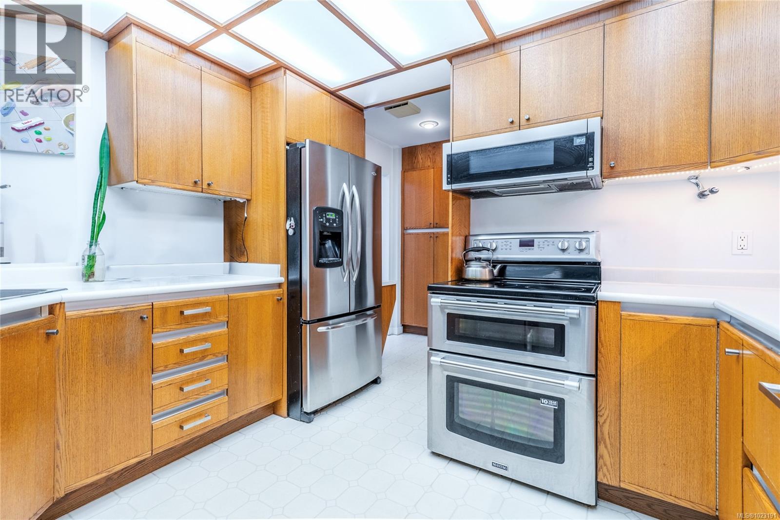 3271 Dolphin Dr, Nanoose Bay, British Columbia  V9P 9J1 - Photo 8 - 1023191