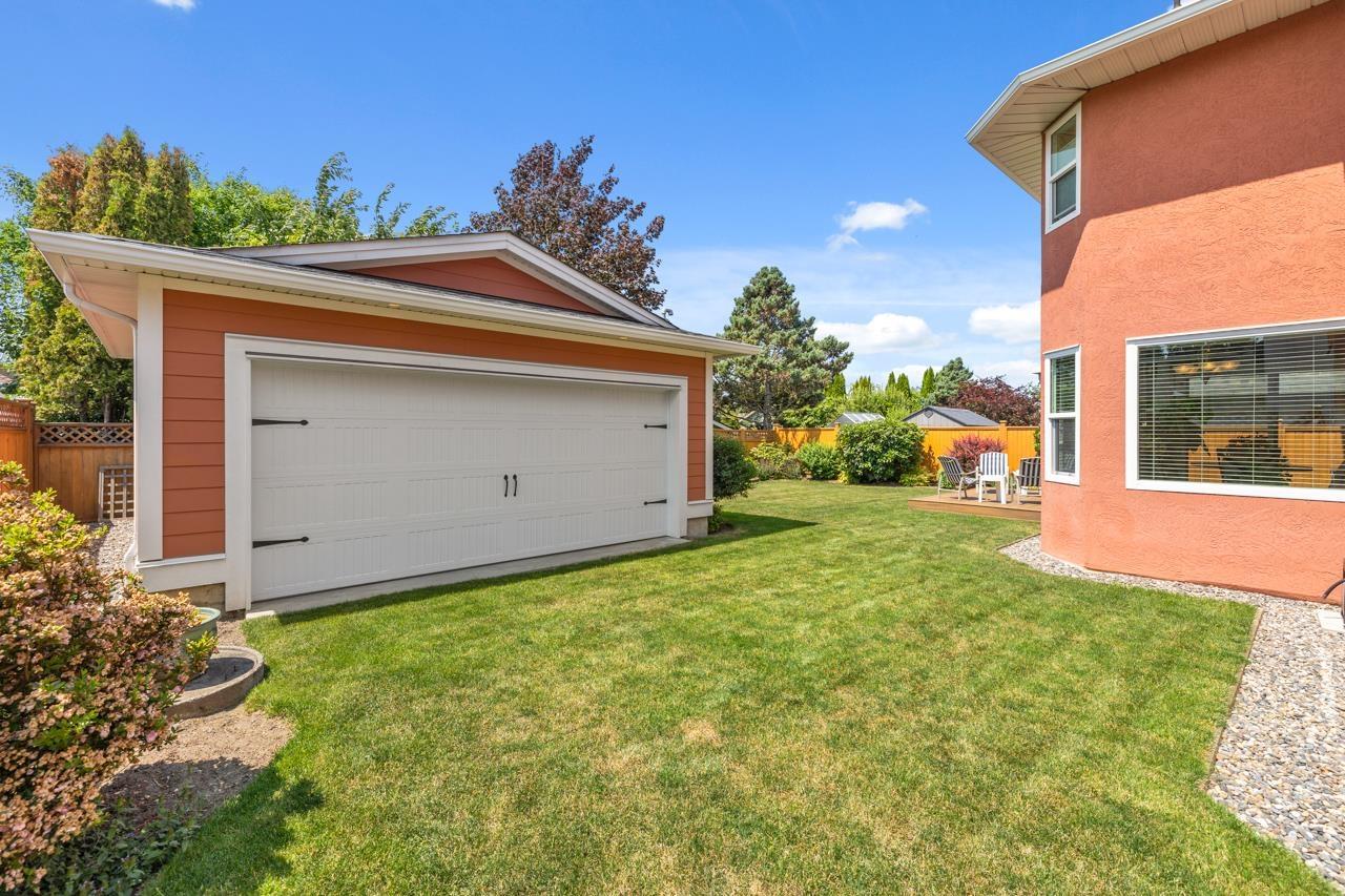 4863 209 Street, Langley, British Columbia  V3A 8V4 - Photo 2 - R3086775