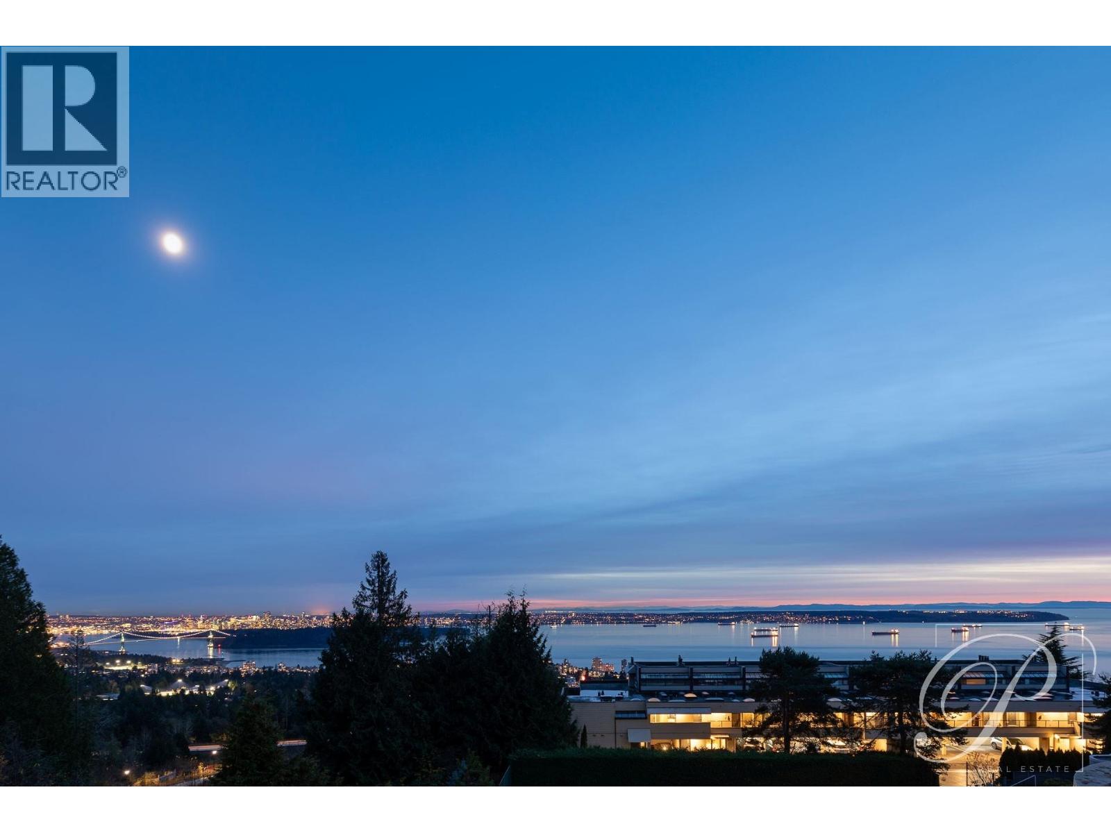 2336 Folkestone Way, West Vancouver, British Columbia  V7S 3C8 - Photo 32 - R3069812