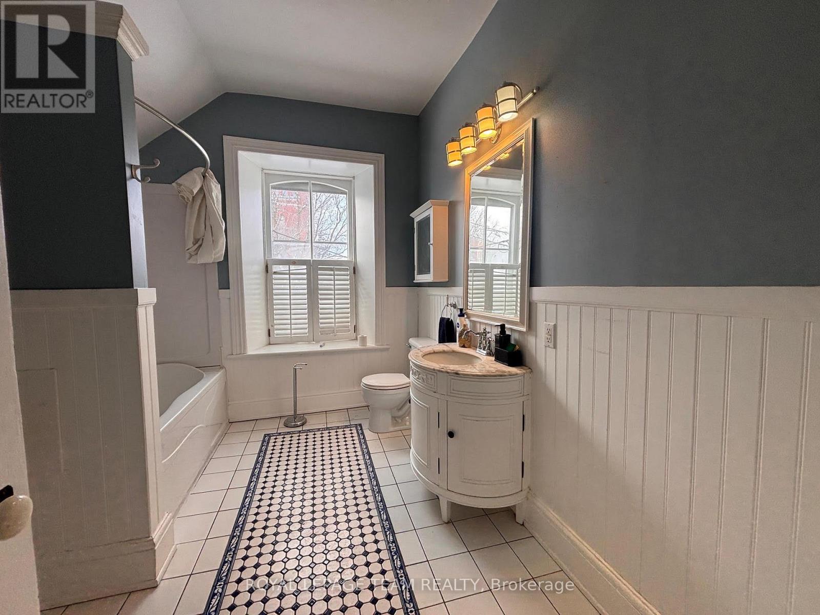 515 Main Street, North Dundas, Ontario  K0C 2K0 - Photo 32 - X12759668