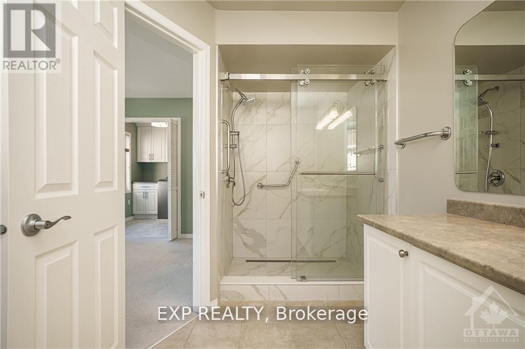 112 Grovemont Drive, Ottawa, Ontario  K2G 6Z4 - Photo 8 - X12759674