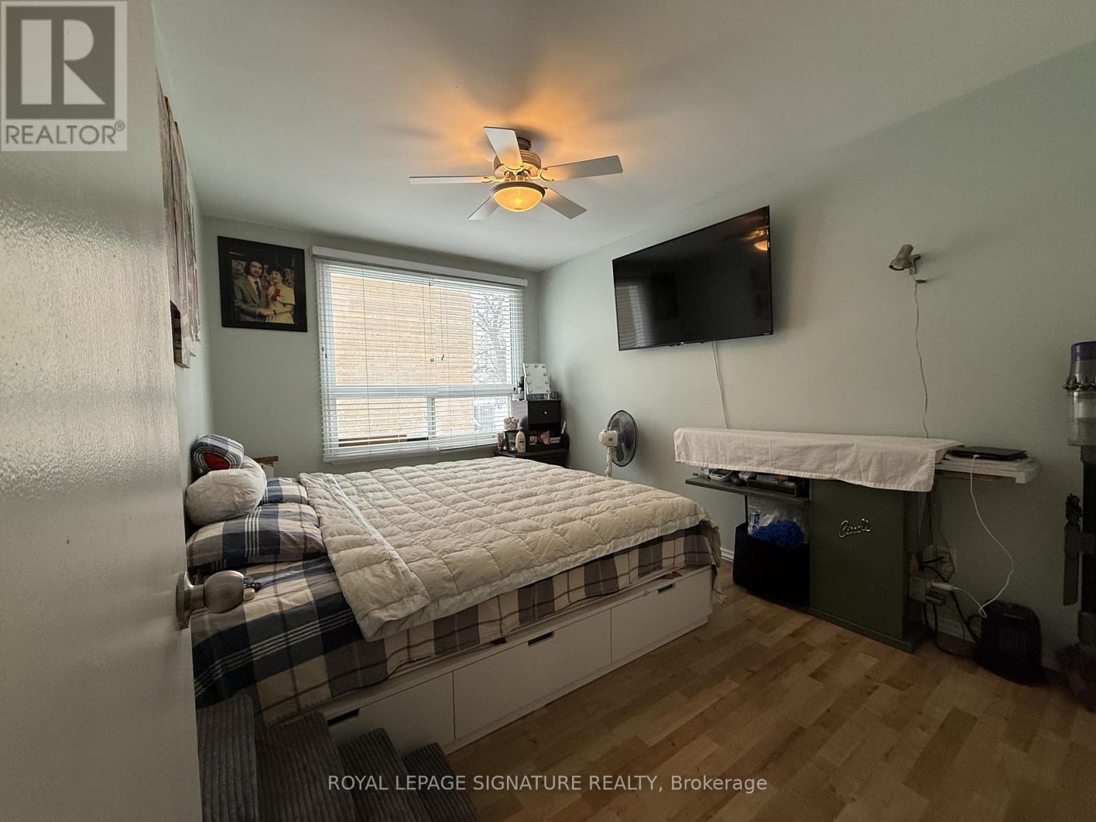 1195 Lakeshore Road E, Mississauga, Ontario  L5E 1G1 - Photo 8 - W12745010