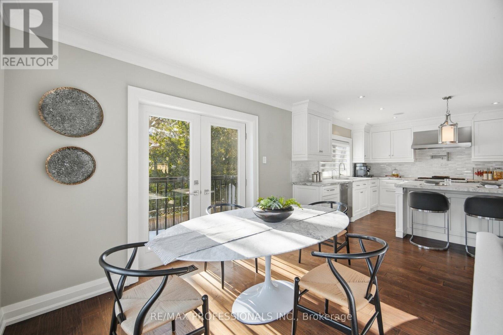 12 Walford Road, Toronto, Ontario  M8X 2P1 - Photo 15 - W12759510