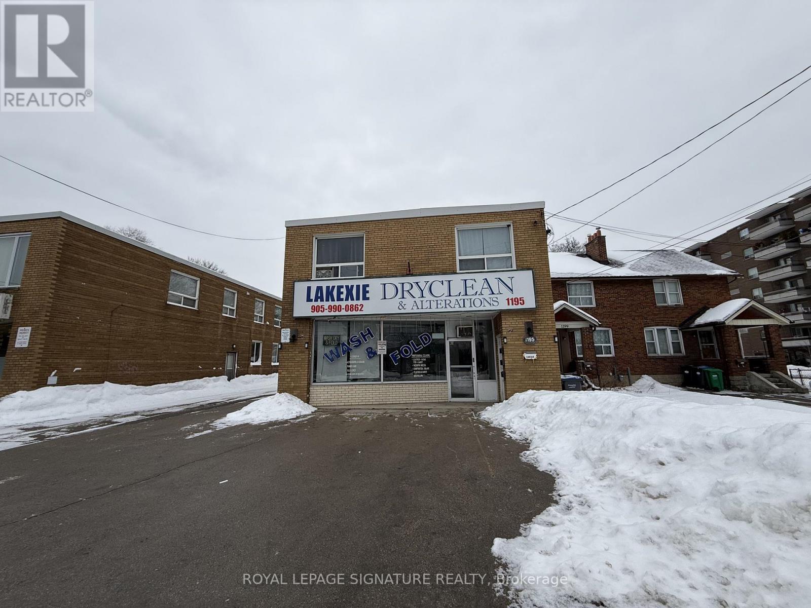 1195 Lakeshore Road E, Mississauga, Ontario  L5E 1G1 - Photo 35 - W12745010