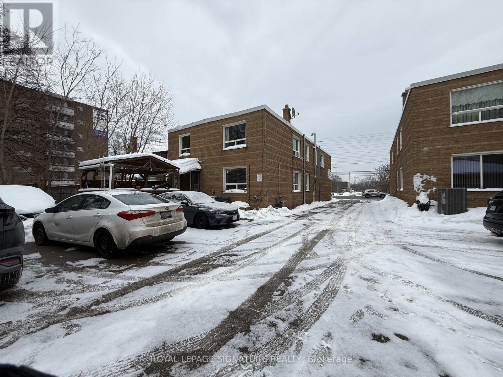 1195 Lakeshore Road E, Mississauga, Ontario  L5E 1G1 - Photo 32 - W12745010