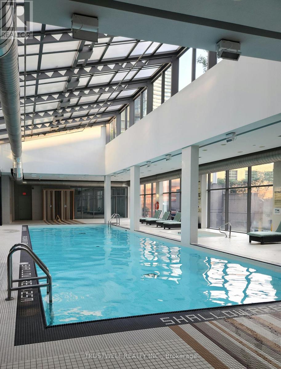 2601 - 38 Grenville Street, Toronto, Ontario  M4Y 1A5 - Photo 19 - C12759662