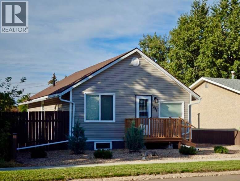 1233 6 Avenue, Wainwright, Alberta  T9W 1G2 - Photo 25 - A2277690