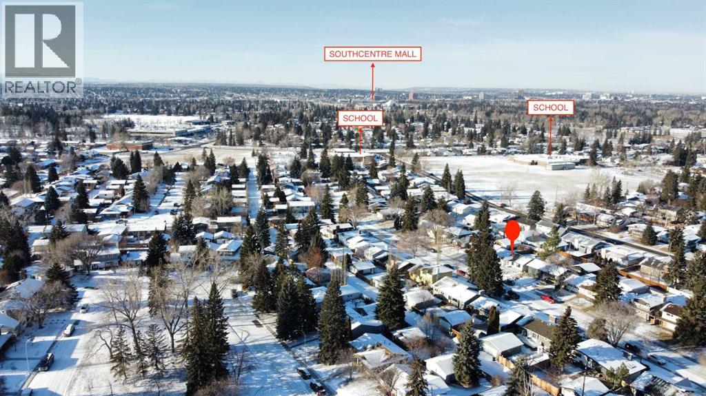 1024 Lake Christina Way Se, Calgary, Alberta  T2J 2R3 - Photo 49 - A2276467