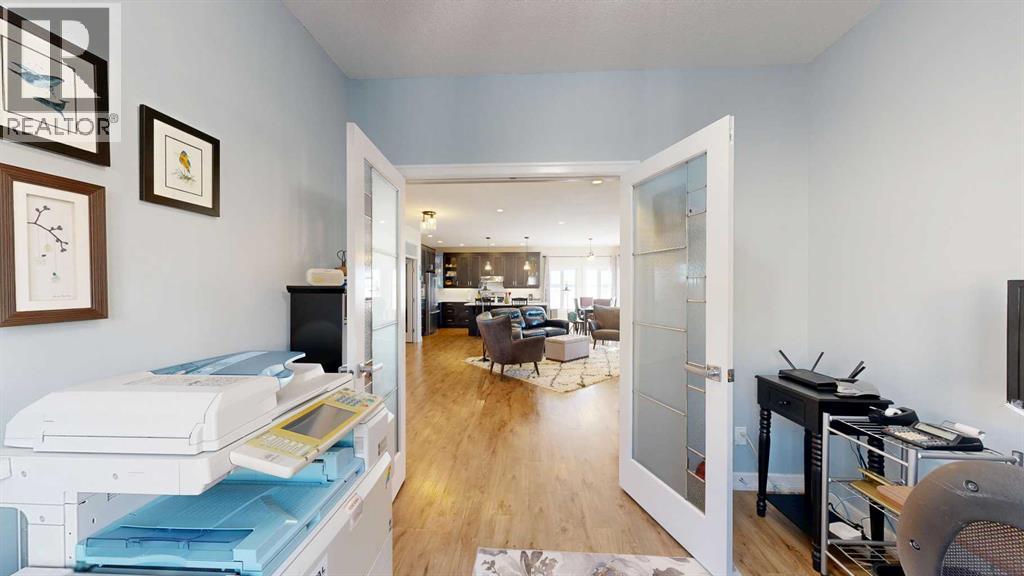 4020 Monarch Way, Stettler, Alberta  T4K 1M4 - Photo 19 - A2283492