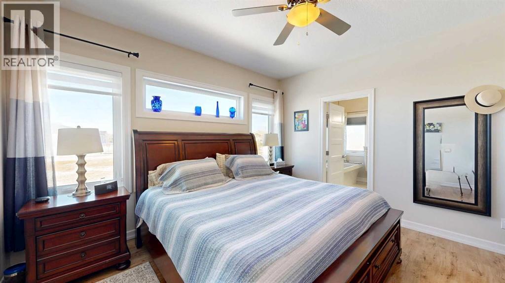 4020 Monarch Way, Stettler, Alberta  T4K 1M4 - Photo 12 - A2283492