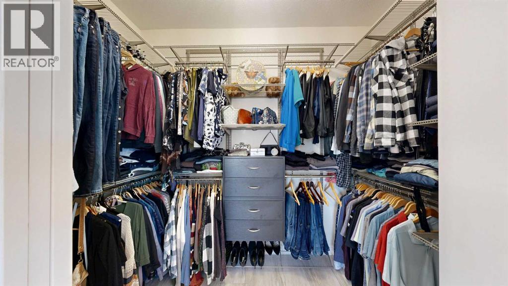 4020 Monarch Way, Stettler, Alberta  T4K 1M4 - Photo 17 - A2283492