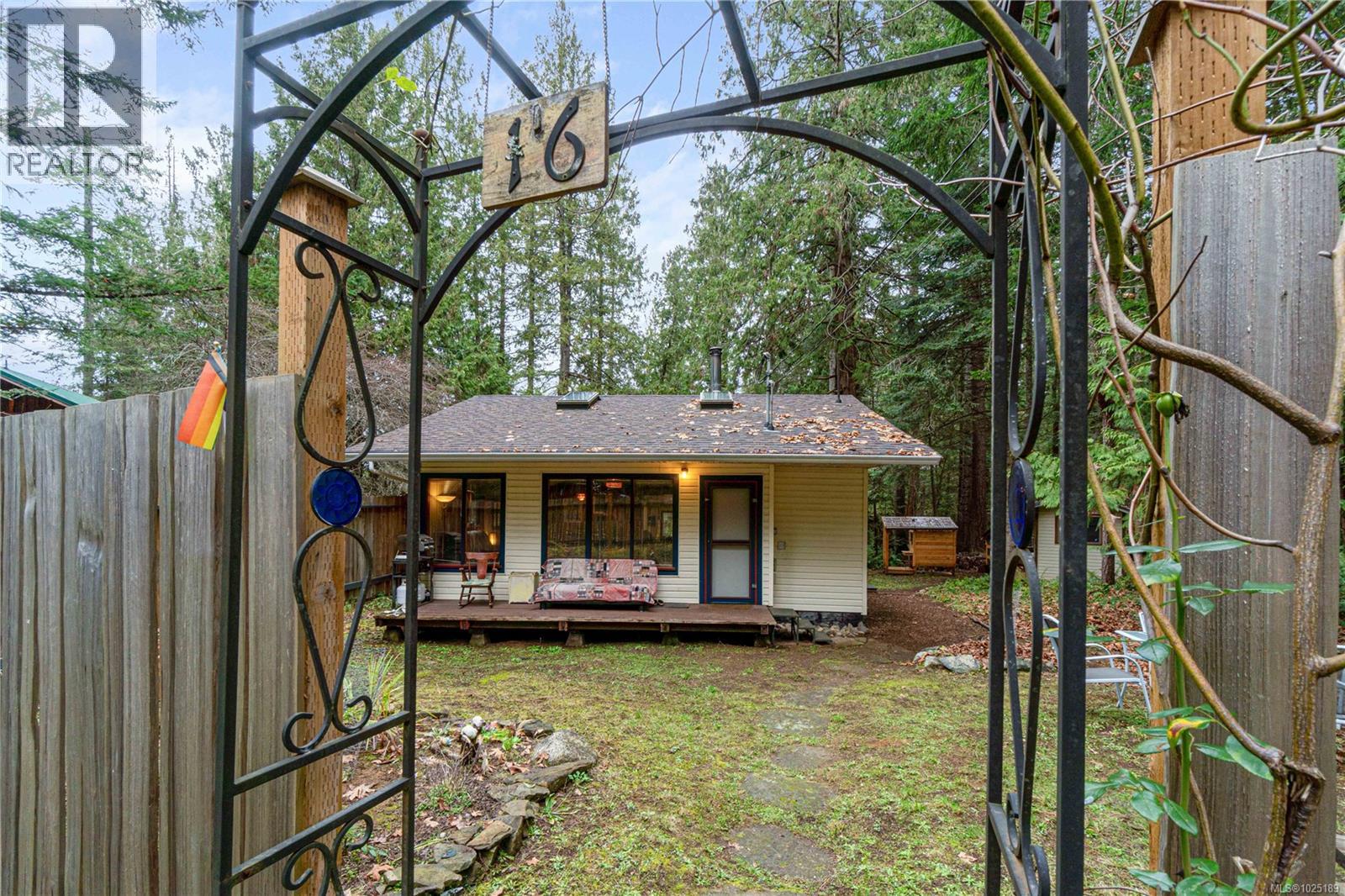 16 Treasure Trail, Protection Island, British Columbia  V9R 6R1 - Photo 1 - 1025189