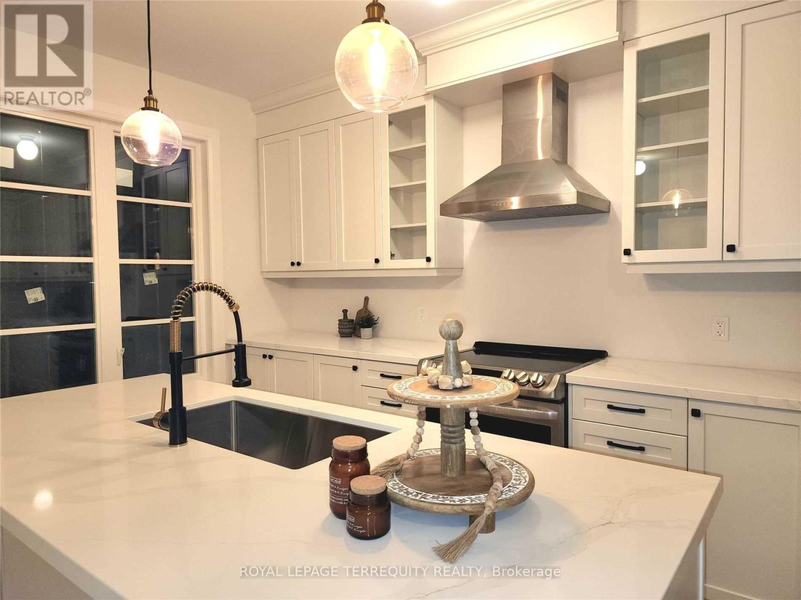 1832 Stallion Chase, Pickering, Ontario  L1V 0E7 - Photo 10 - E12759712