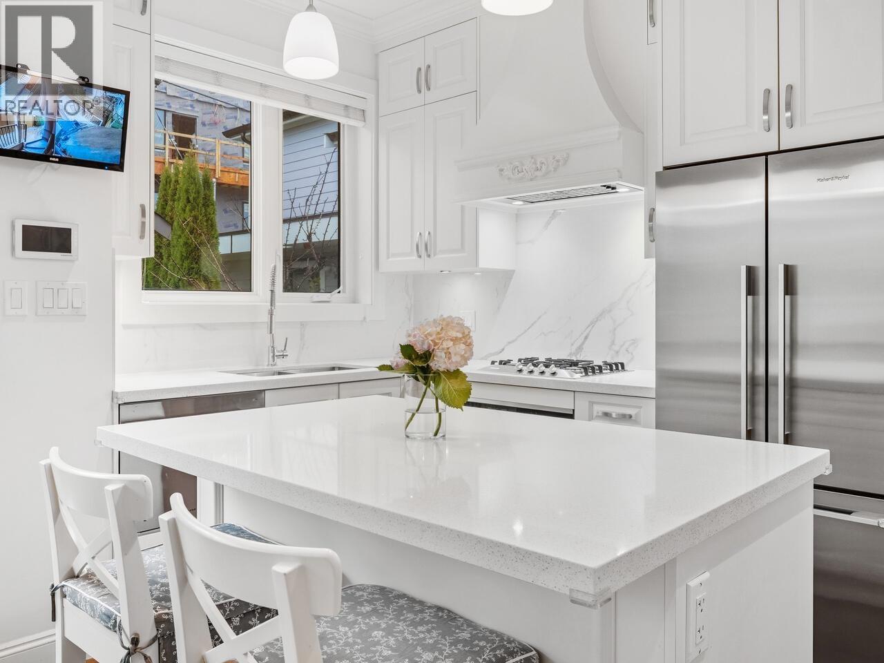 5095 Moss Street, Vancouver, British Columbia  V5R 3T6 - Photo 5 - R3086698