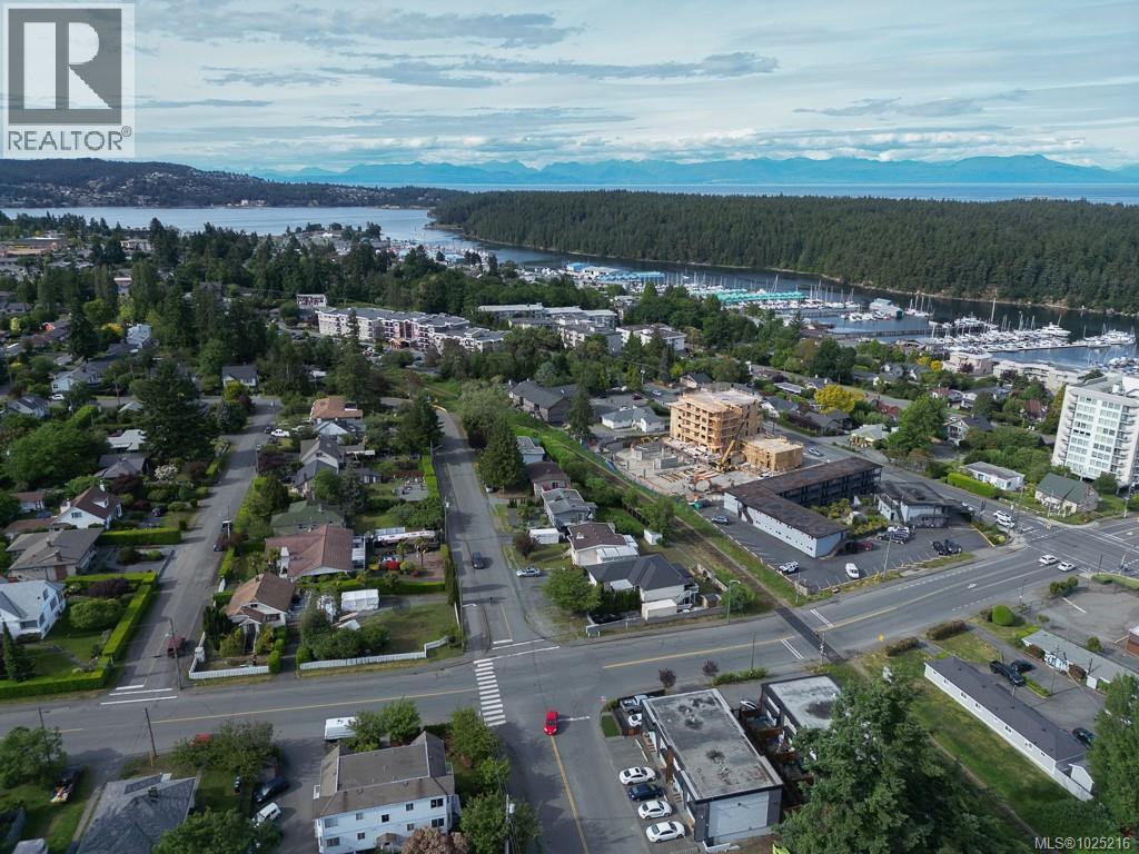 307, 311,315 Holly Ave, Nanaimo, British Columbia  V9S 3M3 - Photo 4 - 1025216