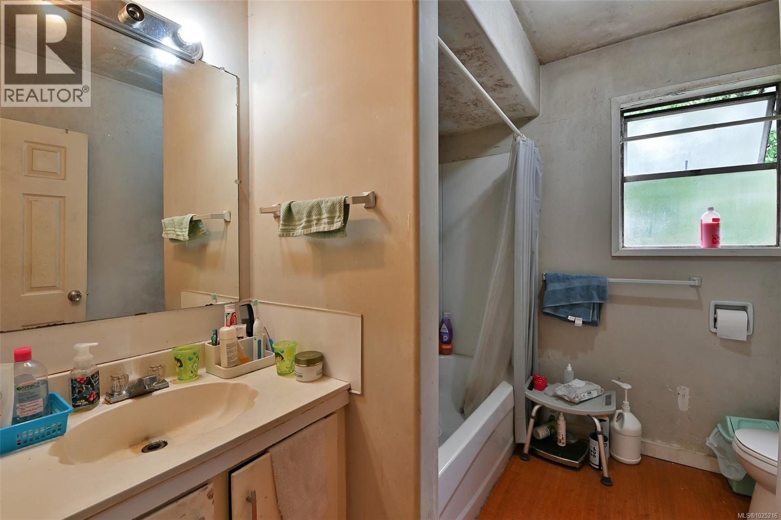 307, 311,315 Holly Ave, Nanaimo, British Columbia  V9S 3M3 - Photo 23 - 1025216