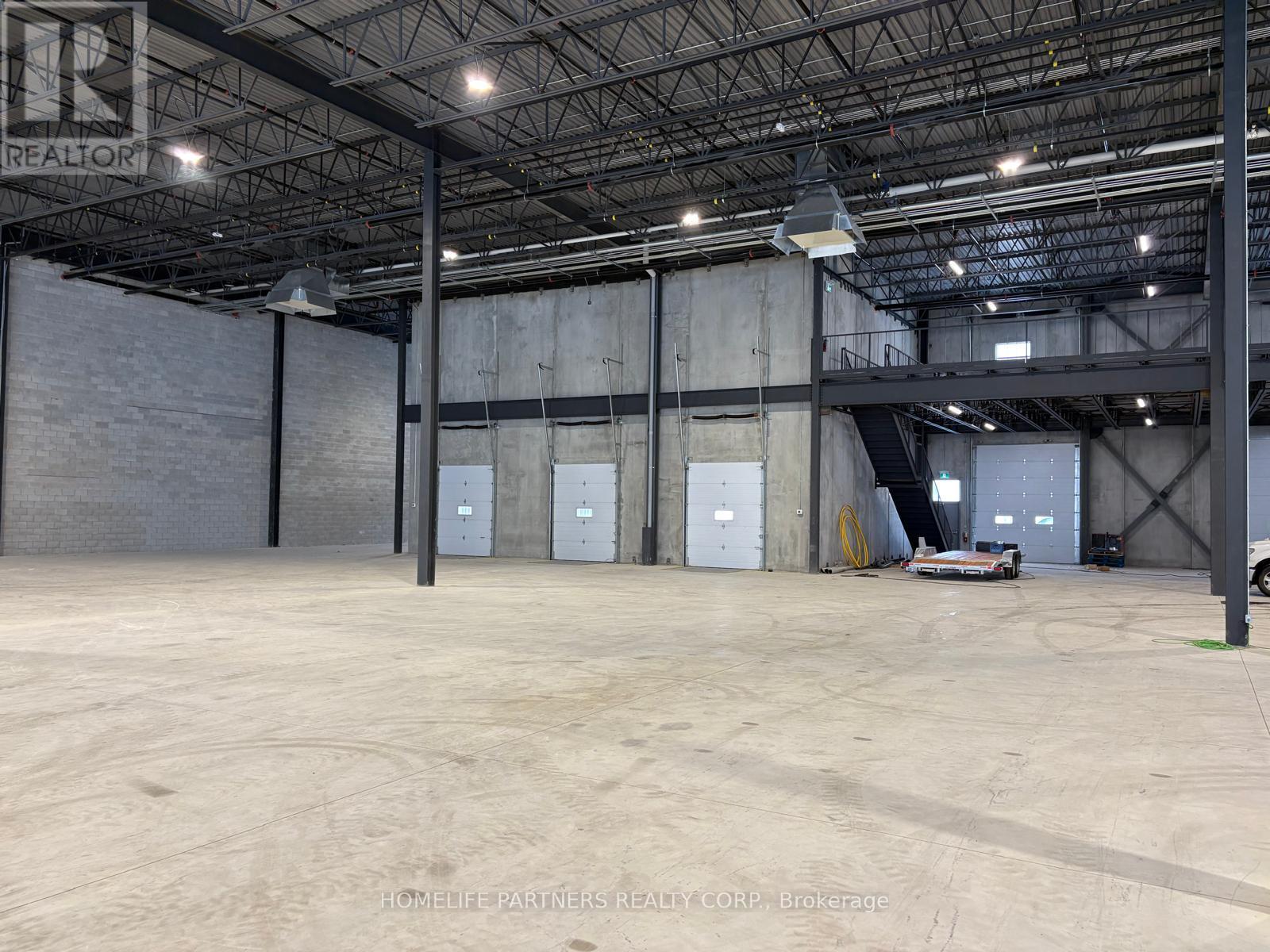 1 - 420 Addison Hall Circle, Aurora, Ontario  L4G 3H9 - Photo 20 - N12759656