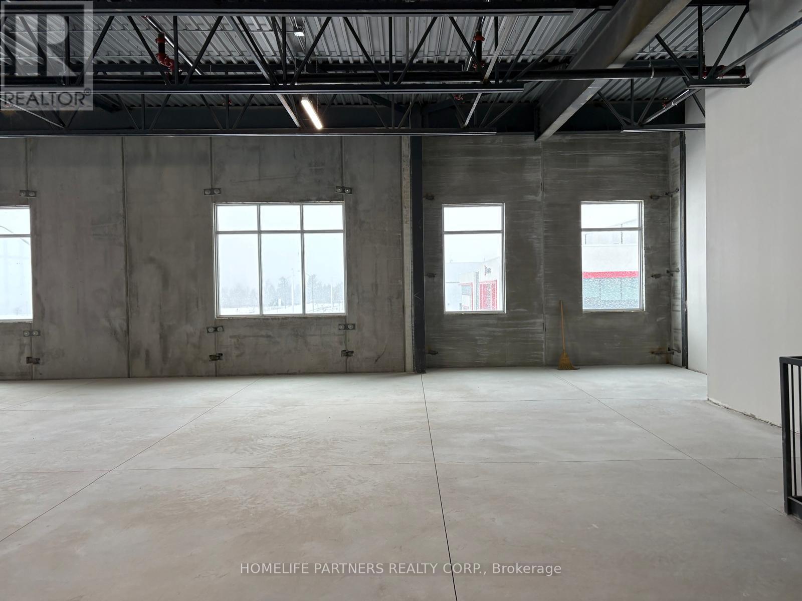 1 - 420 Addison Hall Circle, Aurora, Ontario  L4G 3H9 - Photo 25 - N12759656