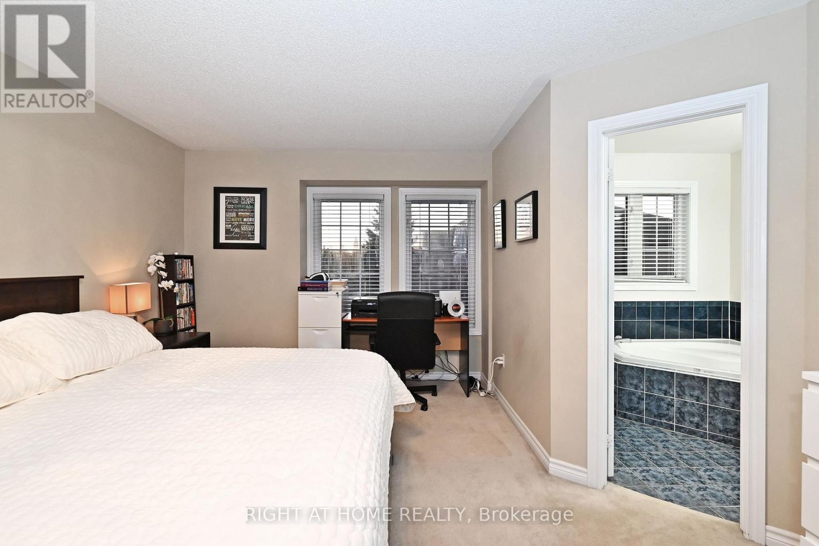 73 Bloomgate Crescent, Richmond Hill, Ontario  L4E 3Z1 - Photo 31 - N12759684