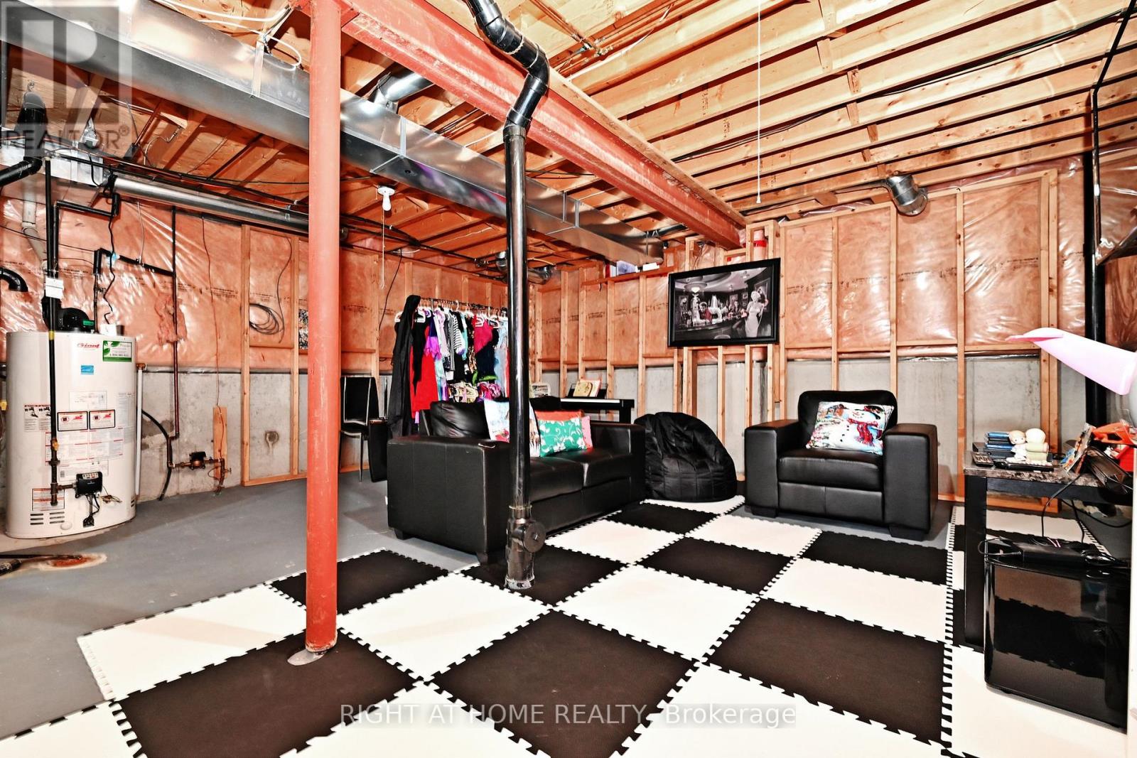 73 Bloomgate Crescent, Richmond Hill, Ontario  L4E 3Z1 - Photo 43 - N12759684