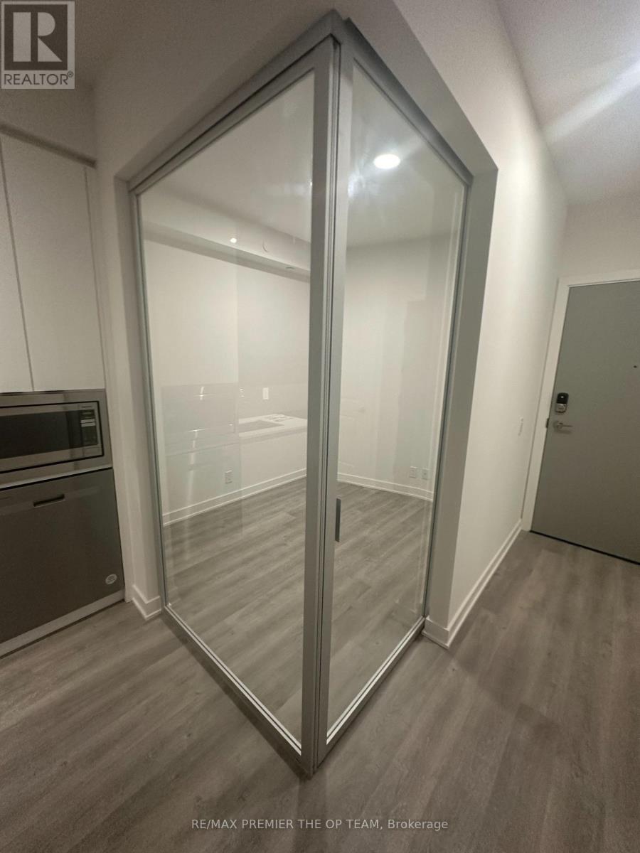 403 - 30 Upper Mall Way, Vaughan, Ontario  L4J 0L7 - Photo 12 - N12759696