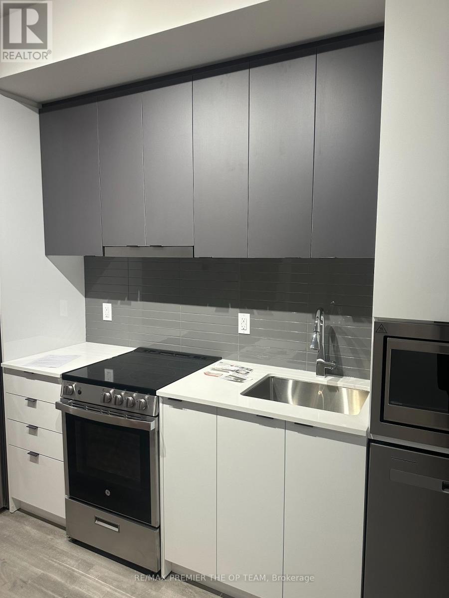 403 - 30 Upper Mall Way, Vaughan, Ontario  L4J 0L7 - Photo 7 - N12759696