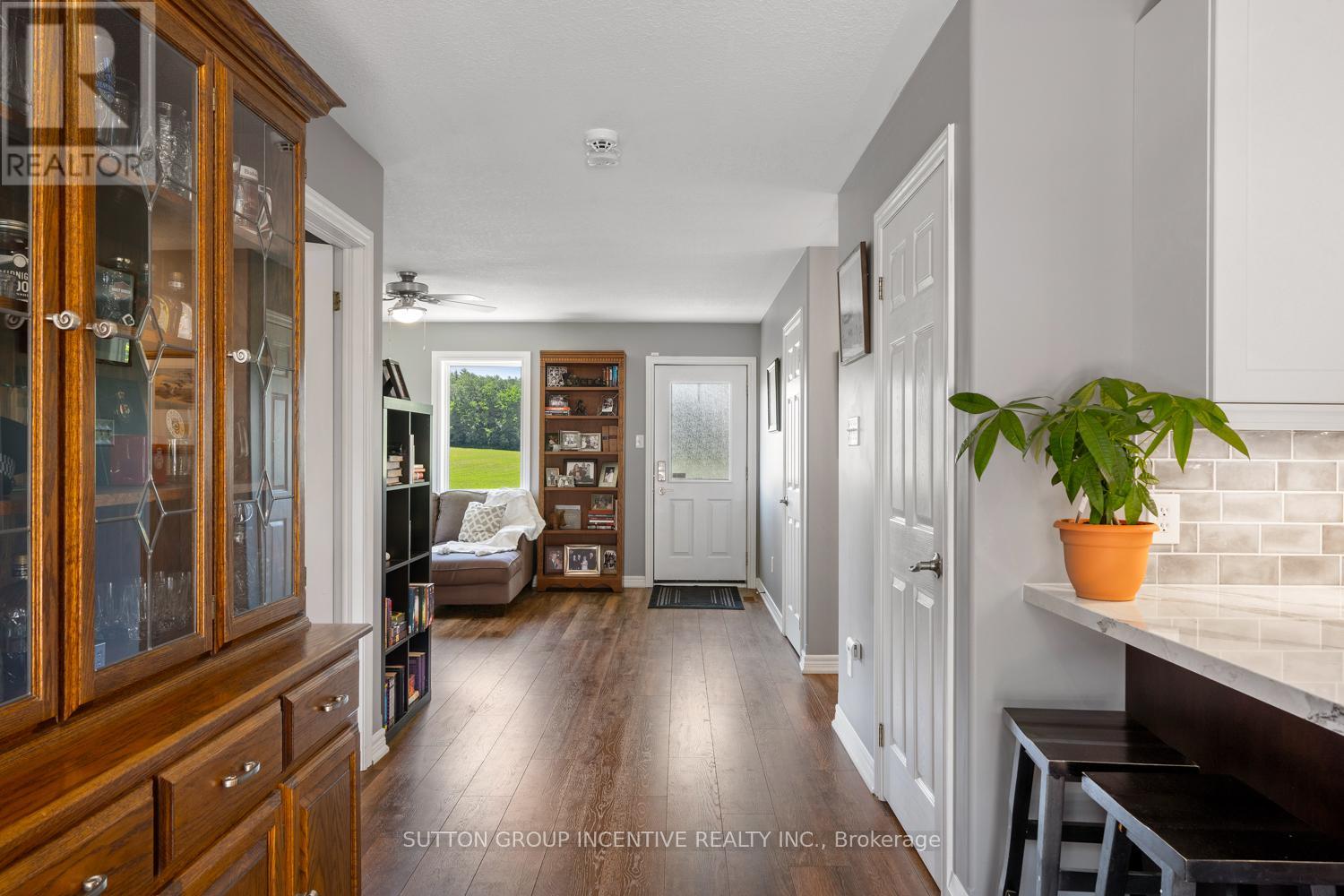 1277 Sunnidale Road, Springwater, Ontario  L4M 4S4 - Photo 17 - S12759654