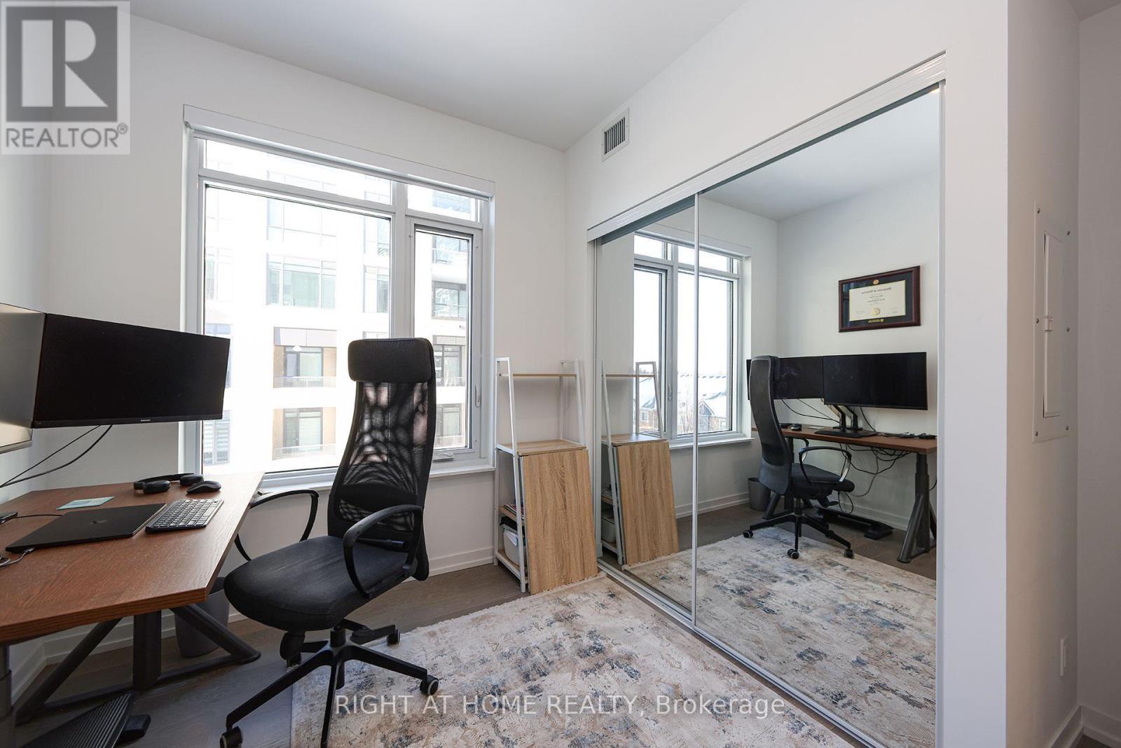 D433 - 8 Beverley Glen Boulevard, Vaughan, Ontario  L4J 0L5 - Photo 24 - N12745794