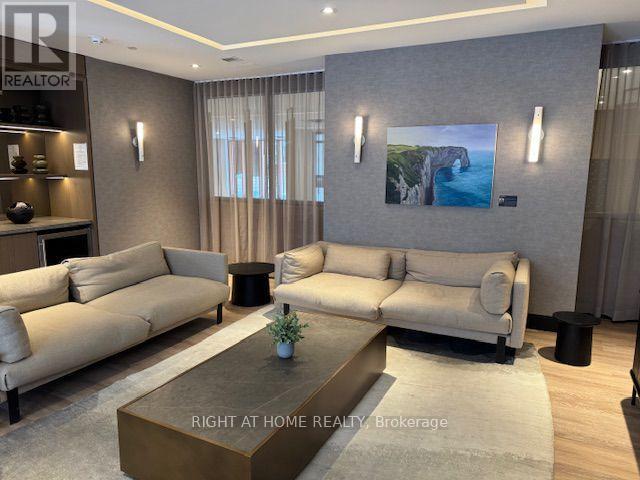 D433 - 8 Beverley Glen Boulevard, Vaughan, Ontario  L4J 0L5 - Photo 32 - N12745794