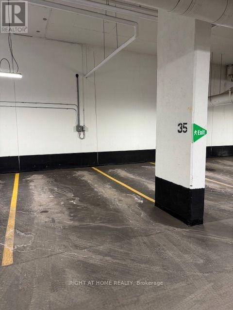 D433 - 8 Beverley Glen Boulevard, Vaughan, Ontario  L4J 0L5 - Photo 38 - N12745794