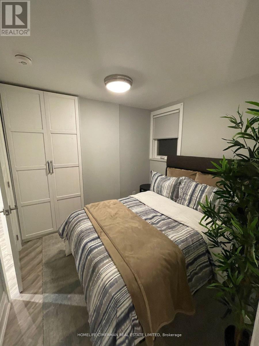 Main Floor - 68 Heman Street, Toronto, Ontario  M8V 1X5 - Photo 12 - W12759682