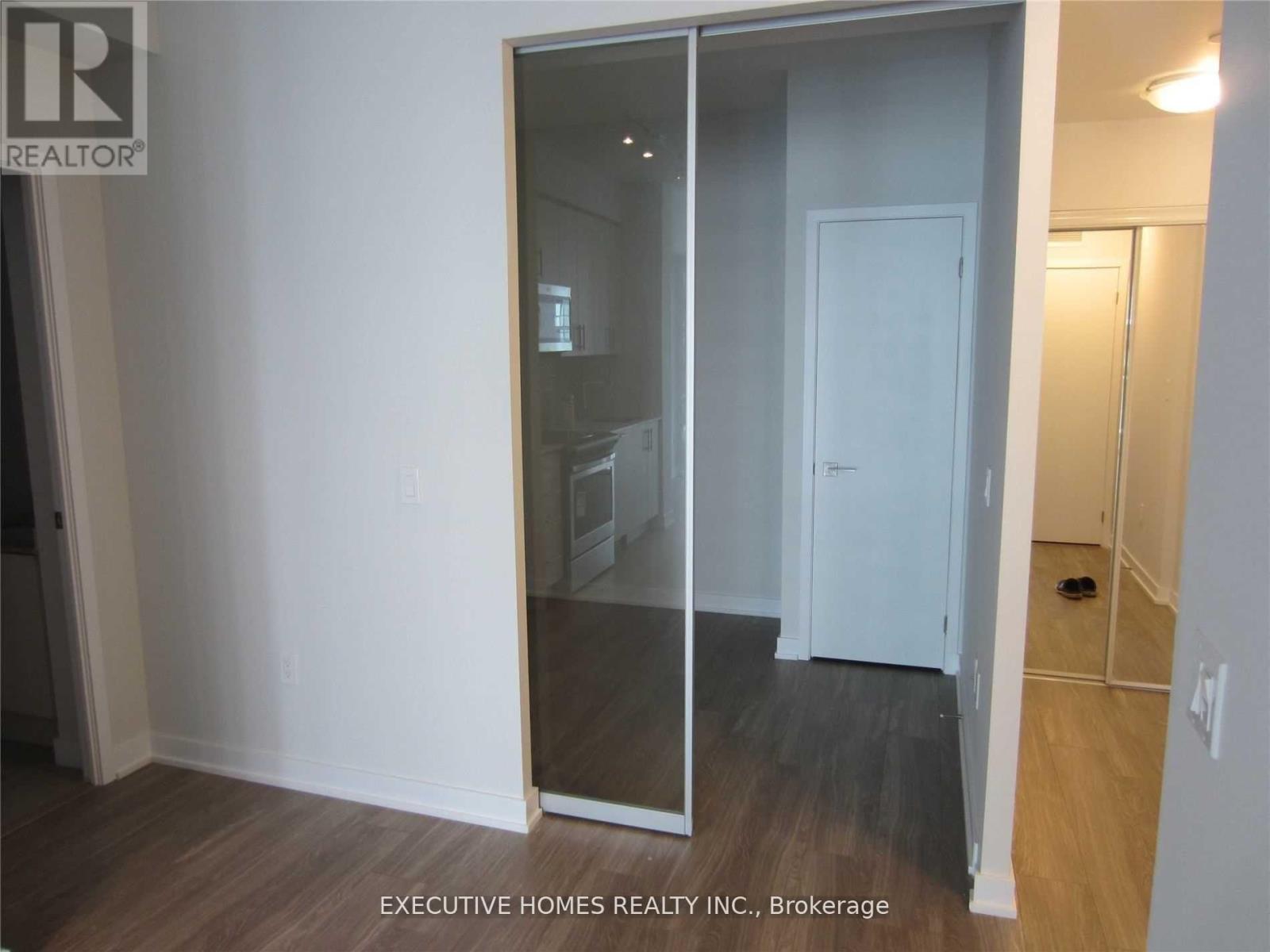 1416 - 4055 Parkside Village Drive, Mississauga, Ontario  L5B 0K8 - Photo 9 - W12759690