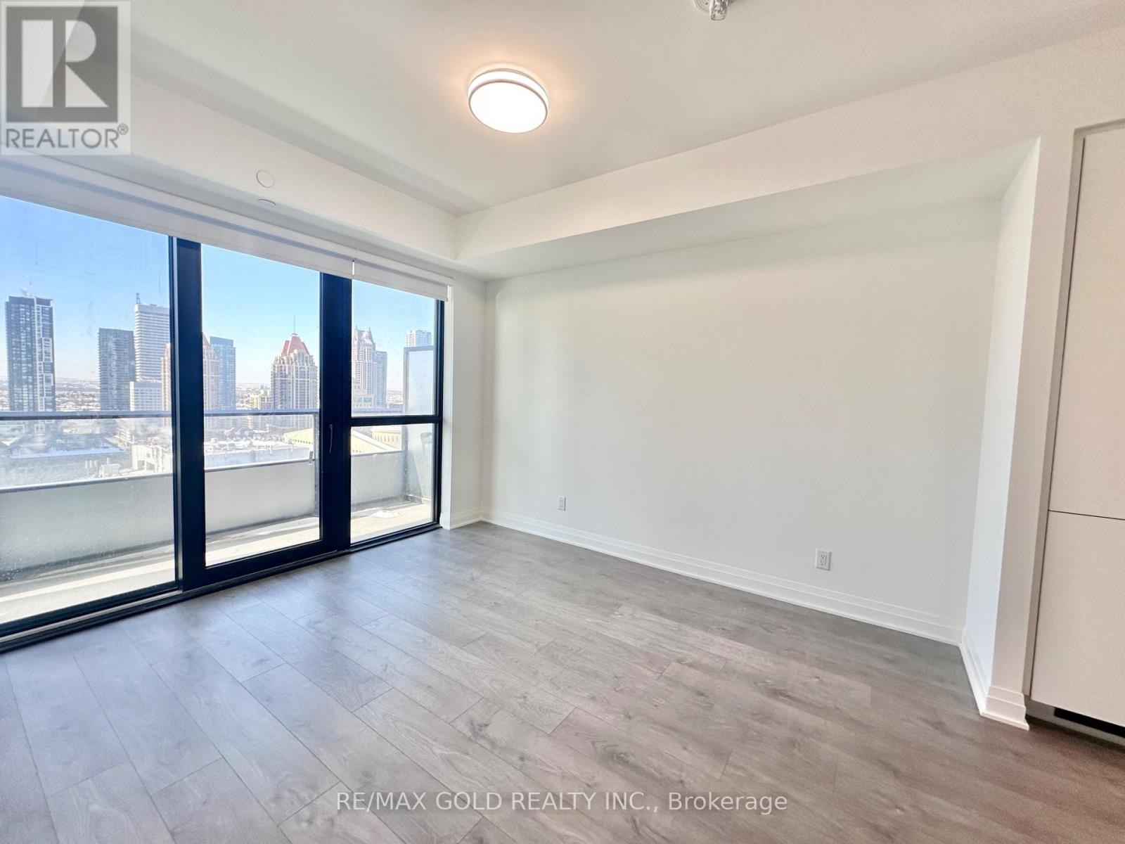 2005 - 4015 The Exchange, Mississauga, Ontario  L5B 0N9 - Photo 6 - W12759698