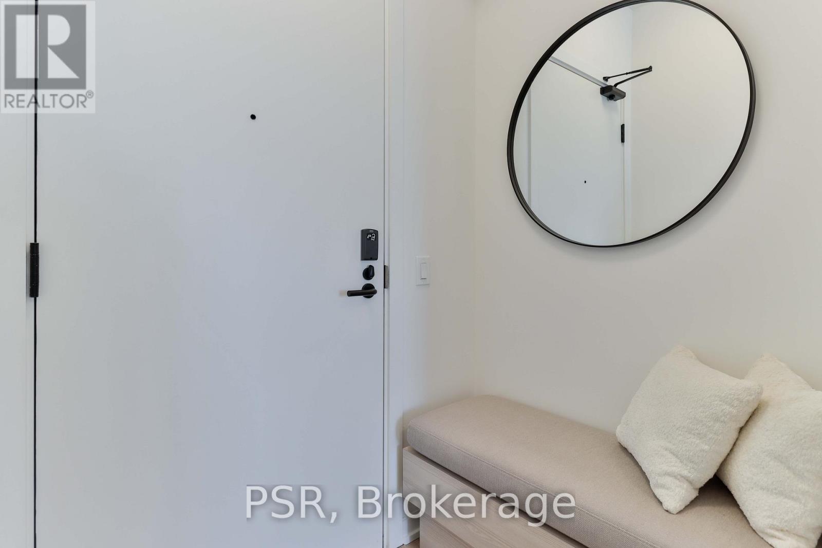 1905 - 1285 Dupont Street N, Toronto, Ontario  M6H 0E3 - Photo 3 - W12759708