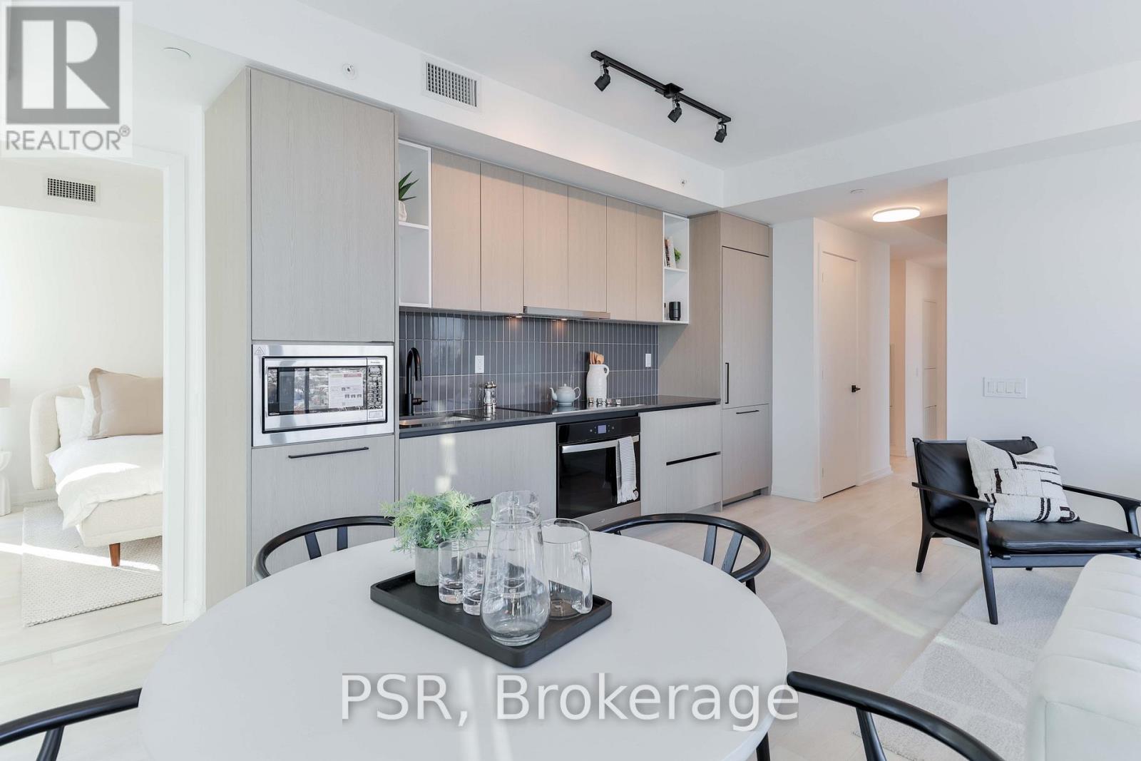 2402 - 1285 Dupont Street N, Toronto, Ontario  M6H 0E3 - Photo 14 - W12759716