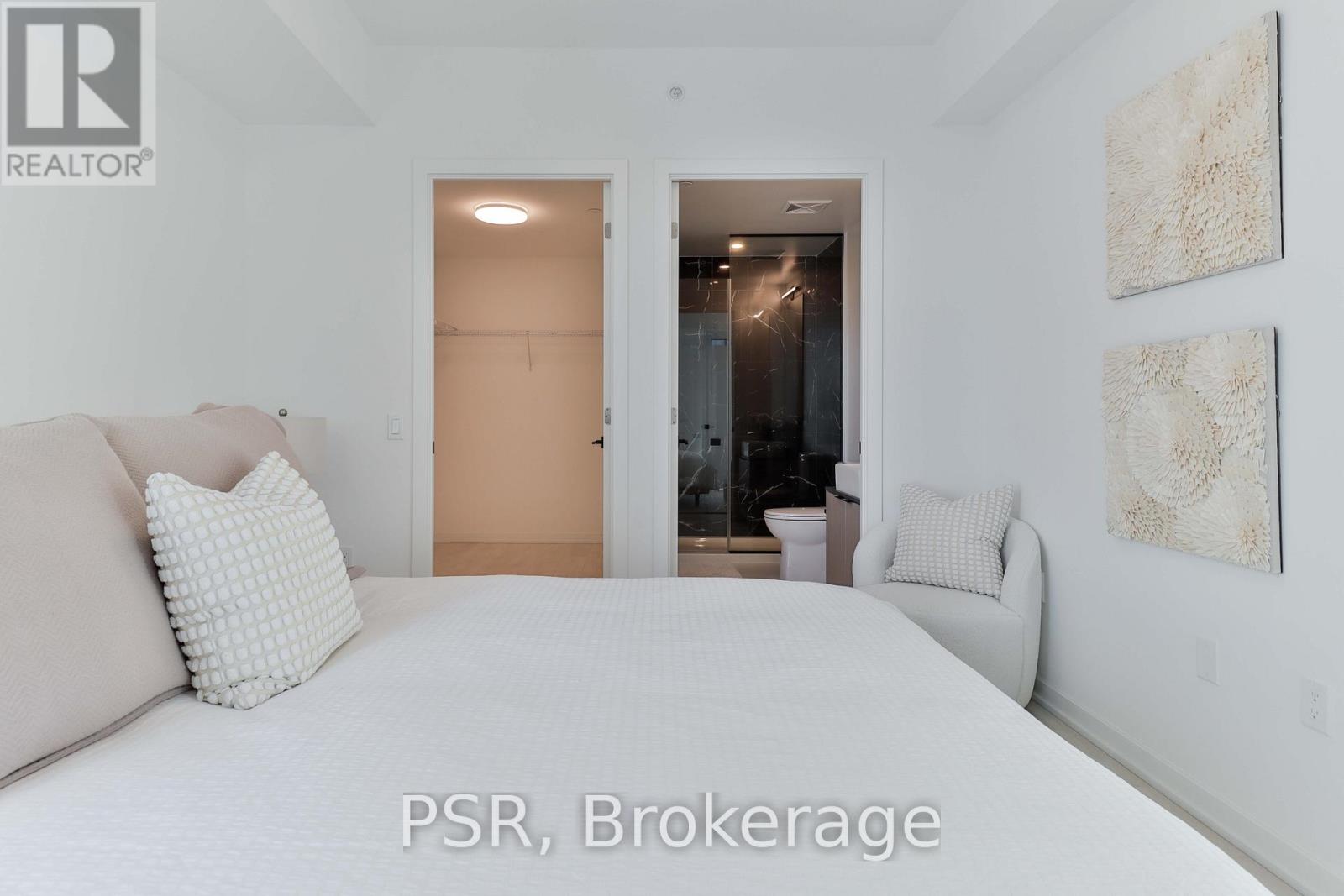 2402 - 1285 Dupont Street N, Toronto, Ontario  M6H 0E3 - Photo 31 - W12759716