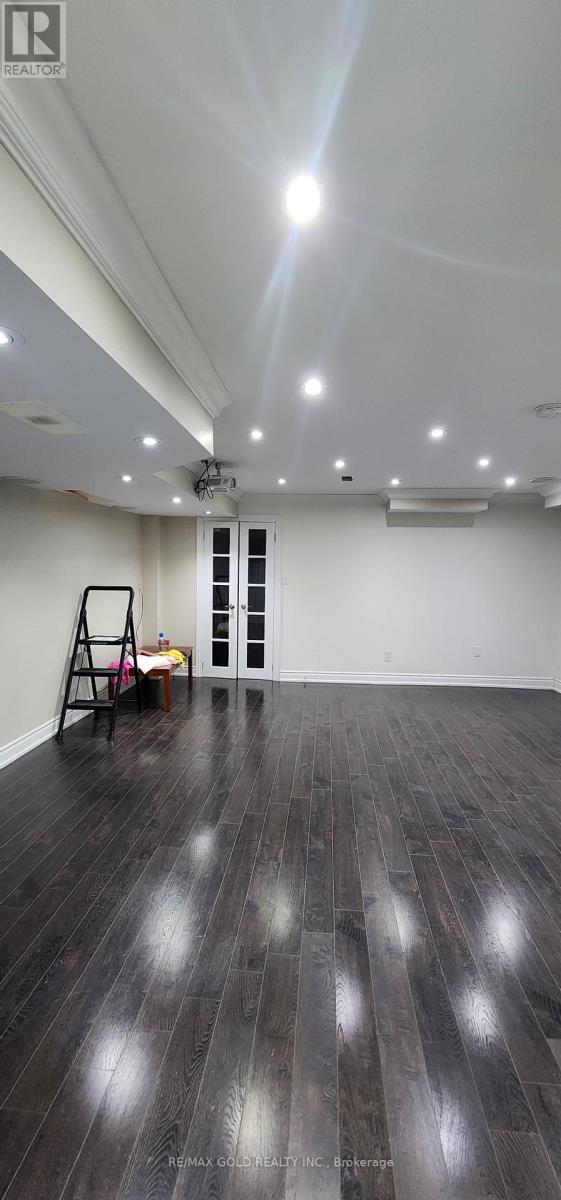 7220 Para Place, Mississauga, Ontario  L5W 1K4 - Photo 13 - W12759722