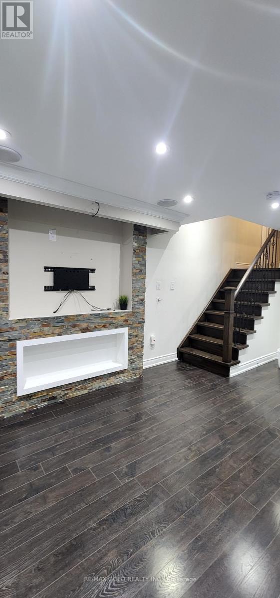 7220 Para Place, Mississauga, Ontario  L5W 1K4 - Photo 14 - W12759722