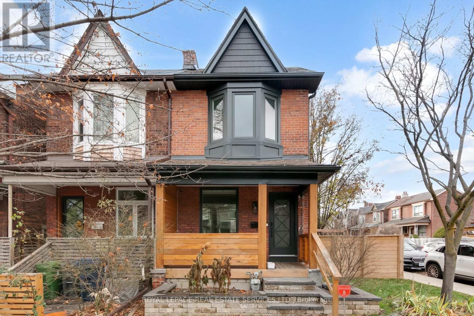 954 SHAW STREET, Toronto, Ontario