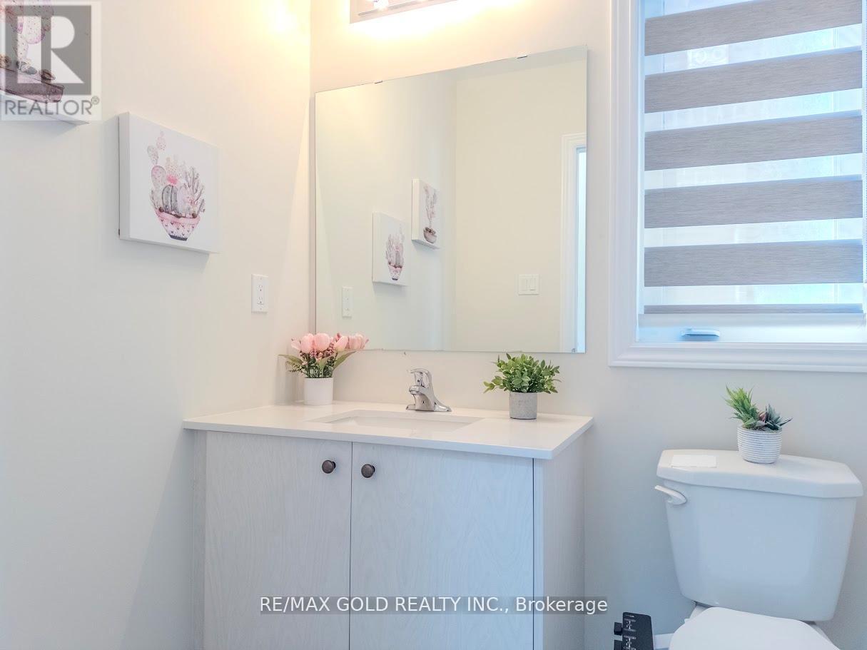 119 Petch Avenue, Caledon, Ontario  L7C 1Z9 - Photo 13 - W12759732