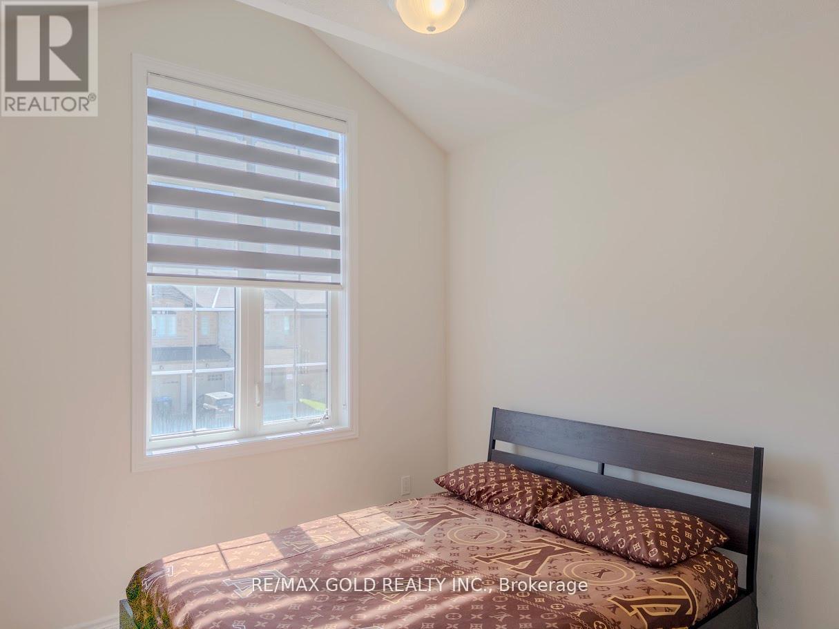 119 Petch Avenue, Caledon, Ontario  L7C 1Z9 - Photo 26 - W12759732