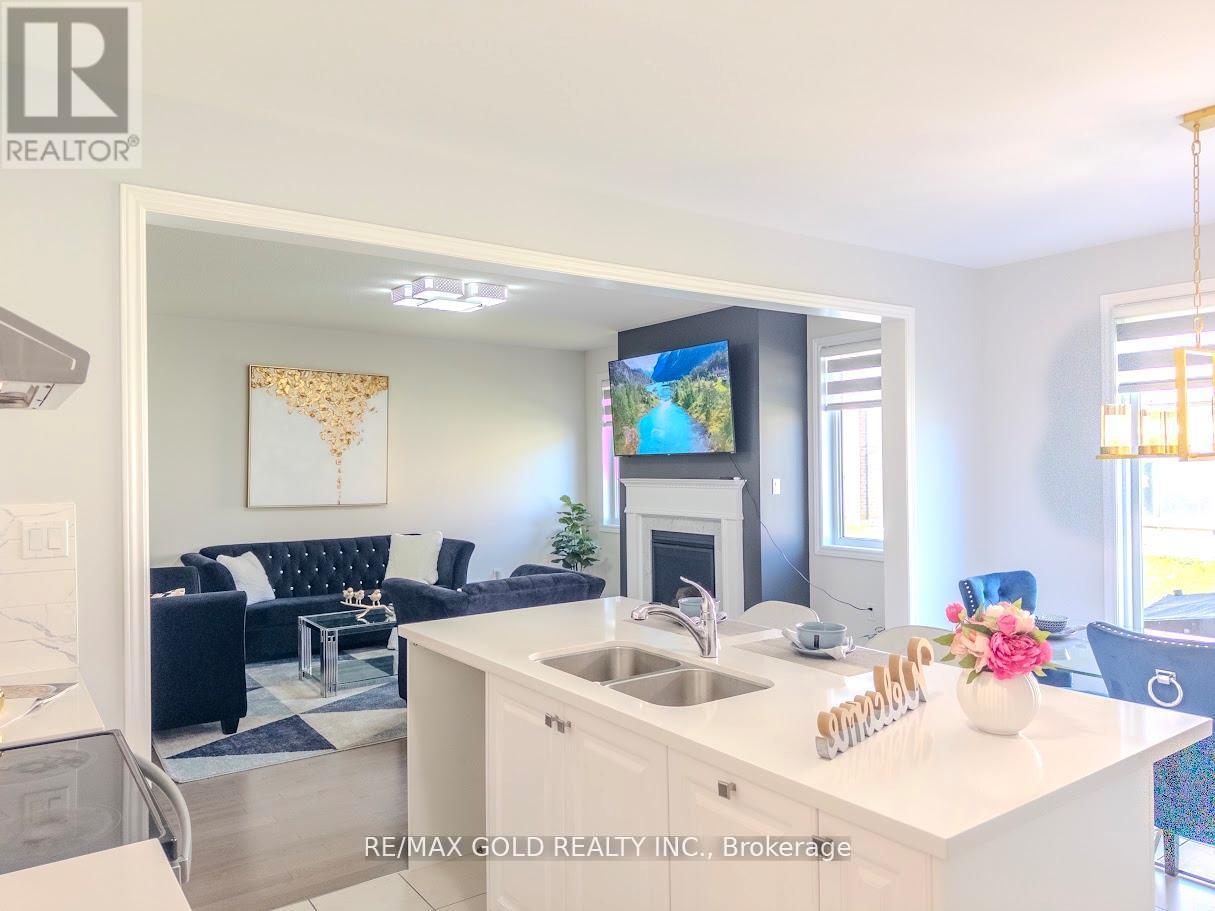 119 Petch Avenue, Caledon, Ontario  L7C 1Z9 - Photo 6 - W12759732