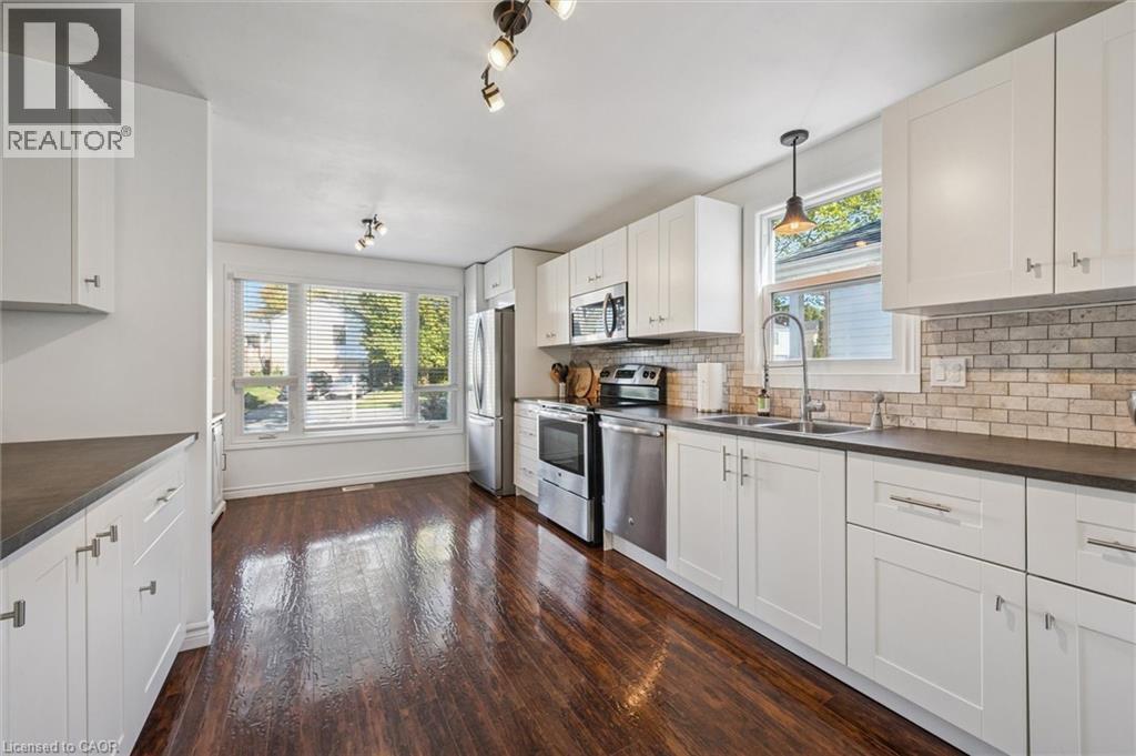 95 MACATEE Place, Cambridge, Ontario