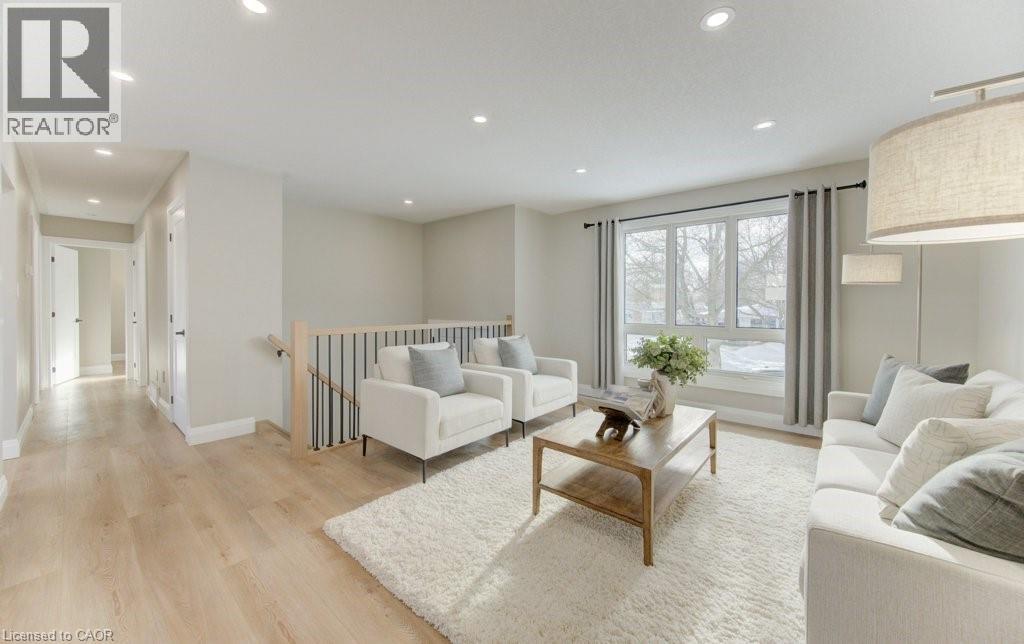 402 Heritage Drive, Kitchener, Ontario  N2B 3M9 - Photo 13 - 40802185