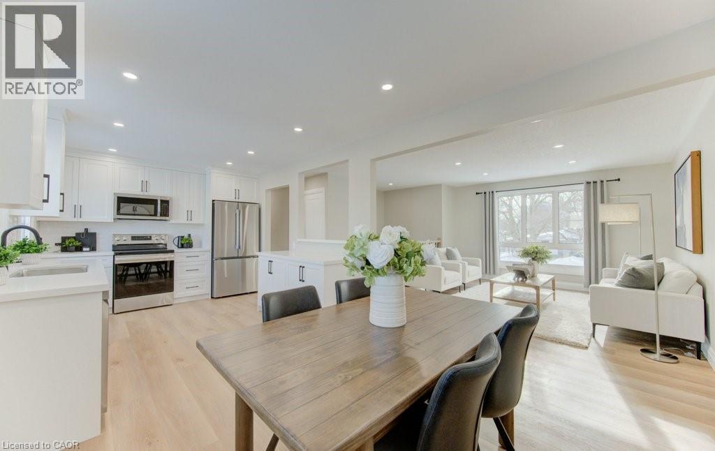 402 Heritage Drive, Kitchener, Ontario  N2B 3M9 - Photo 6 - 40802185