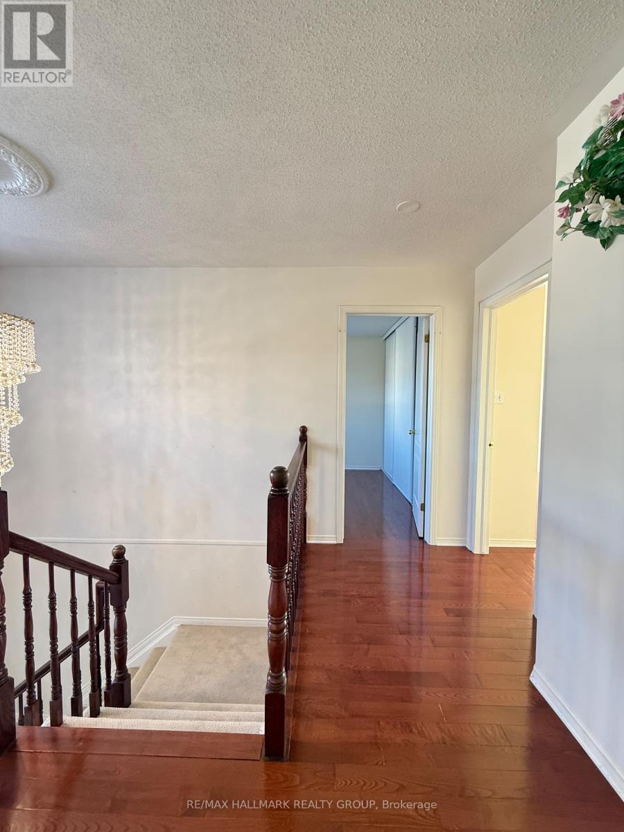 2 Kentsdale Drive, Ottawa, Ontario  K2G 6K2 - Photo 22 - X12604338