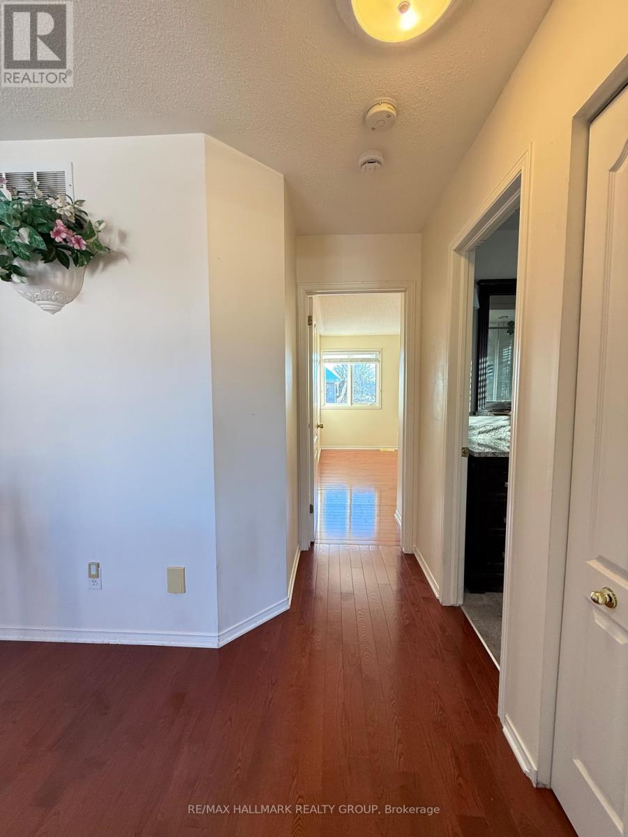 2 Kentsdale Drive, Ottawa, Ontario  K2G 6K2 - Photo 23 - X12604338