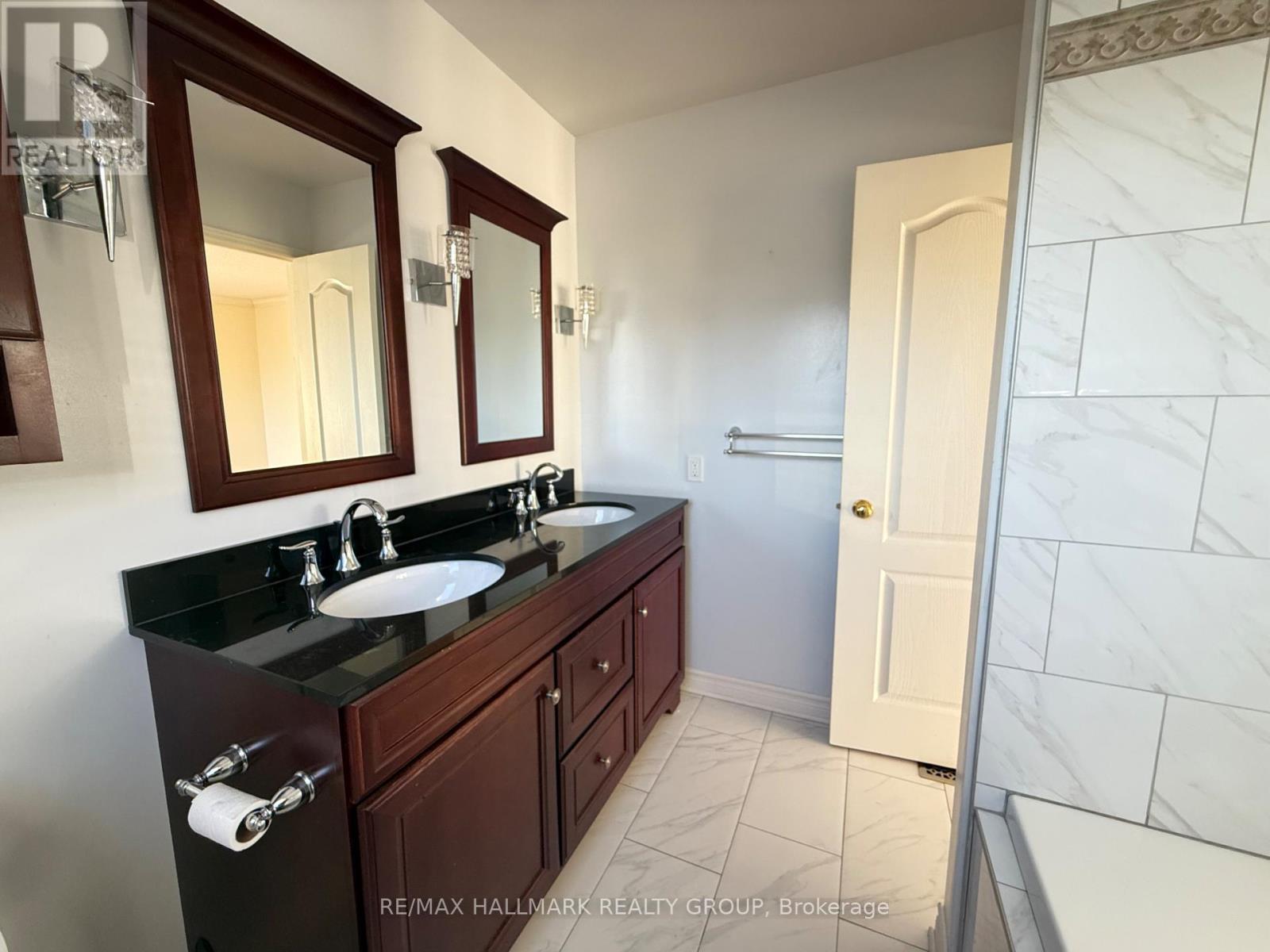 2 Kentsdale Drive, Ottawa, Ontario  K2G 6K2 - Photo 18 - X12604338