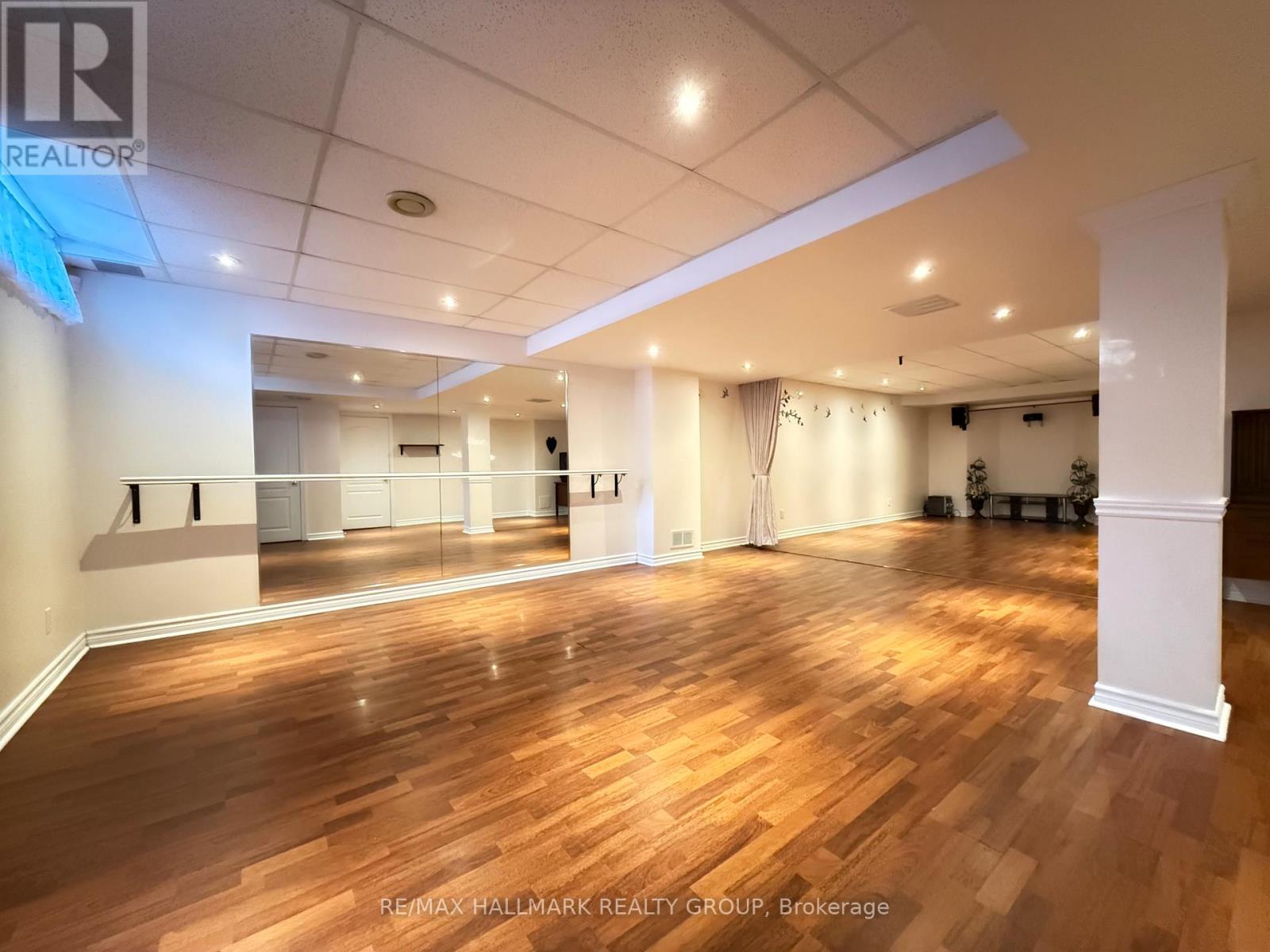 2 Kentsdale Drive, Ottawa, Ontario  K2G 6K2 - Photo 32 - X12604338