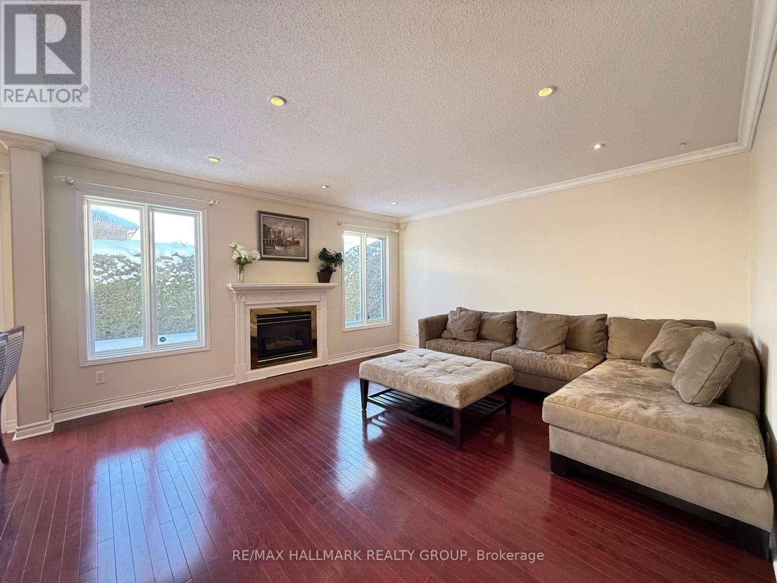 2 Kentsdale Drive, Ottawa, Ontario  K2G 6K2 - Photo 8 - X12604338